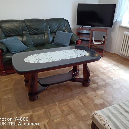 Byt - Apartman - Robotnicka Bratysława Zewnętrze zdjęcie