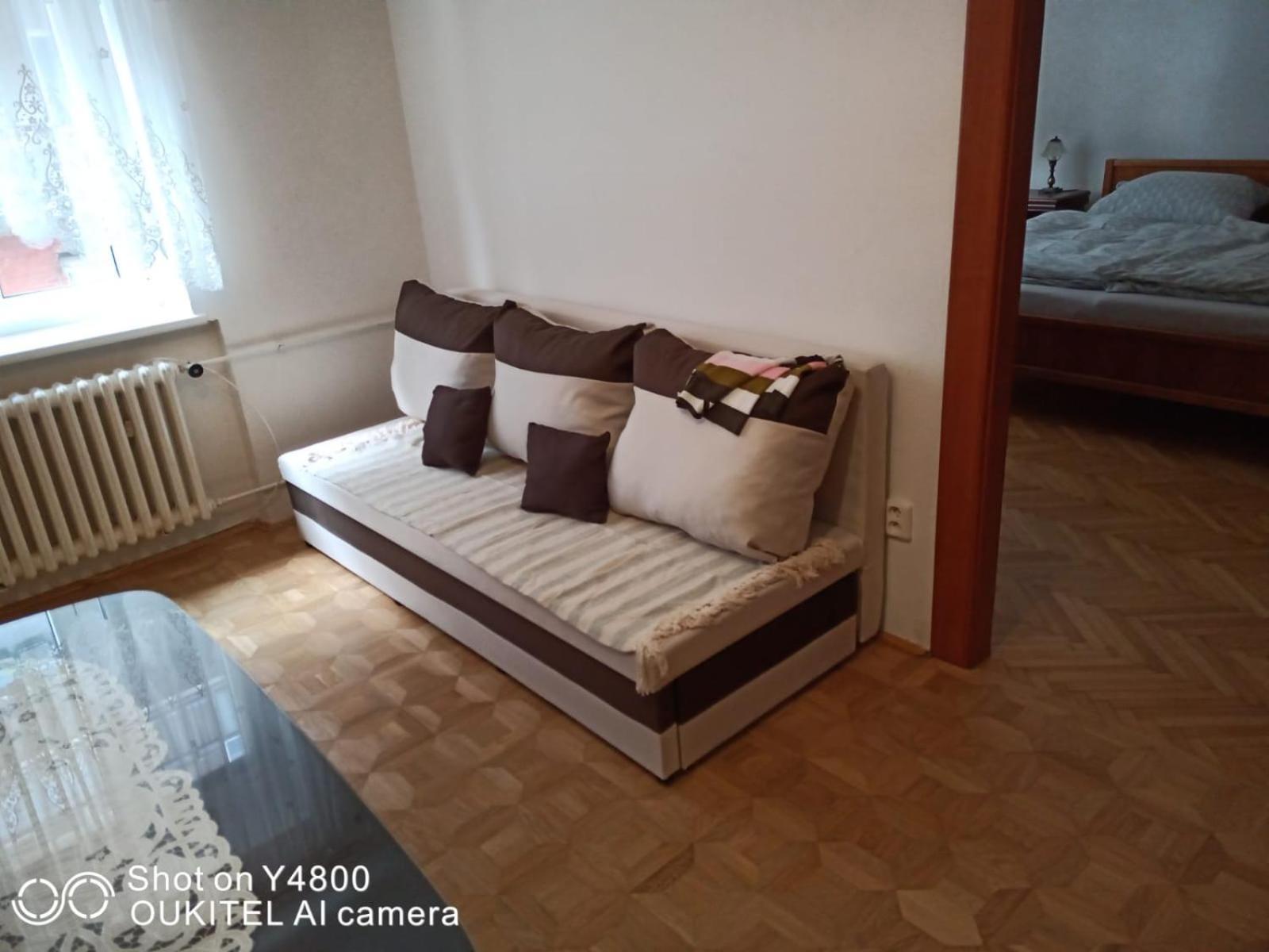 Byt - Apartman - Robotnicka Bratysława Zewnętrze zdjęcie